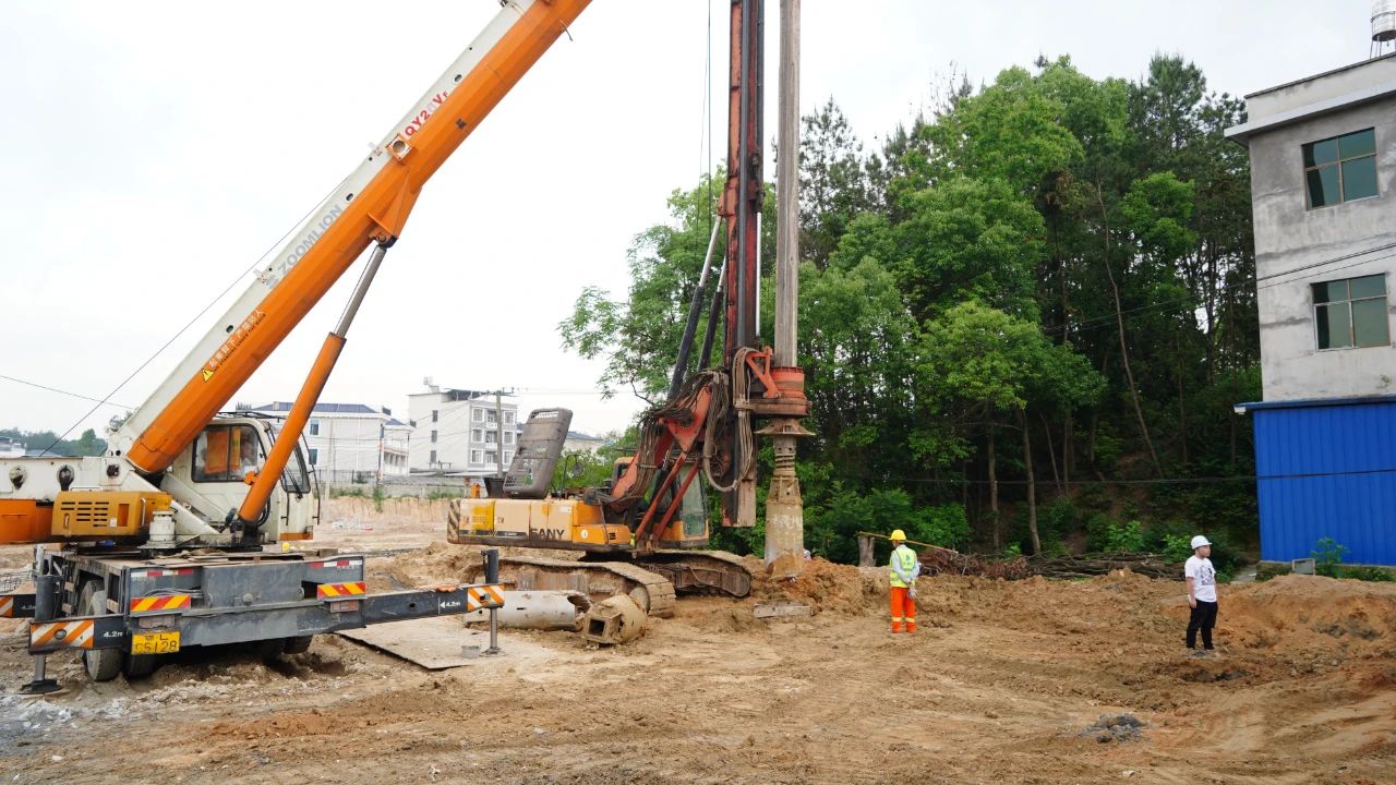 2f026bef2323c8e591d466be67786e3c.jpg 2f026bef2323c8e591d466be67786e3c.jpg